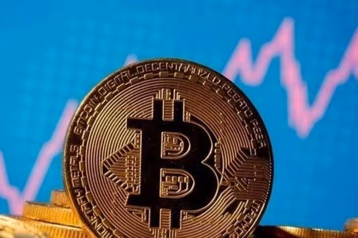Bitcoin dao động quanh 90.000 USD: Thị trường chờ tín hiệu chính sách Mỹ 2026