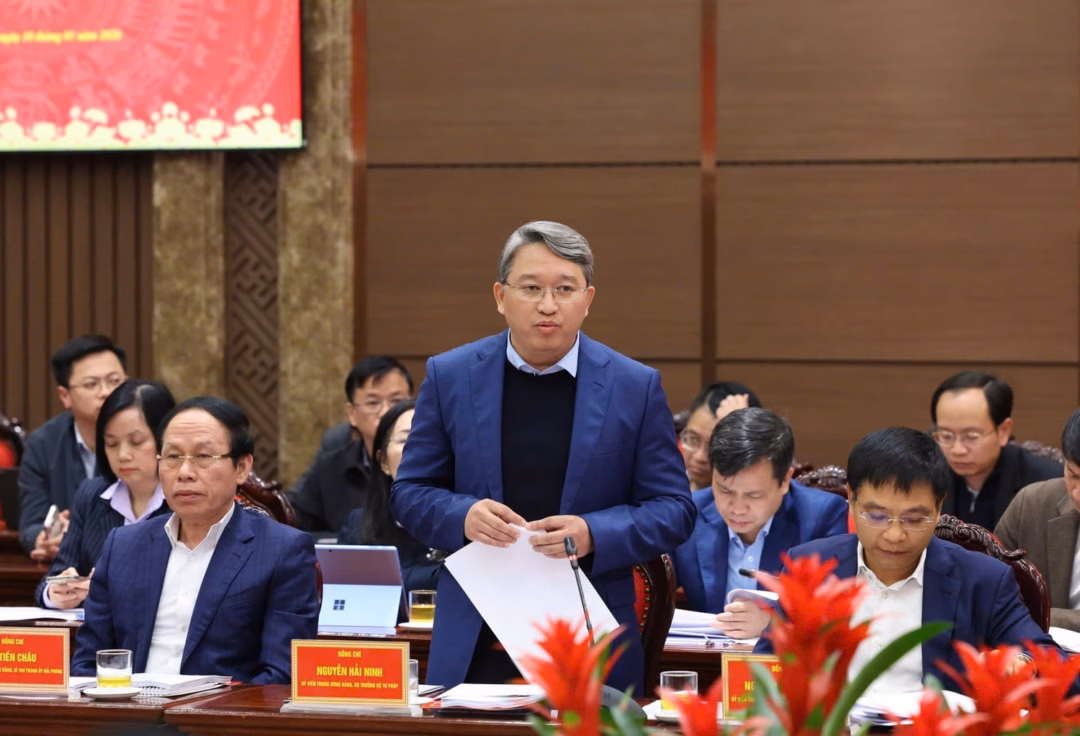 Bộ trưởng Bộ Tư ph&aacute;p Nguyễn Hải Ninh ph&aacute;t biểu