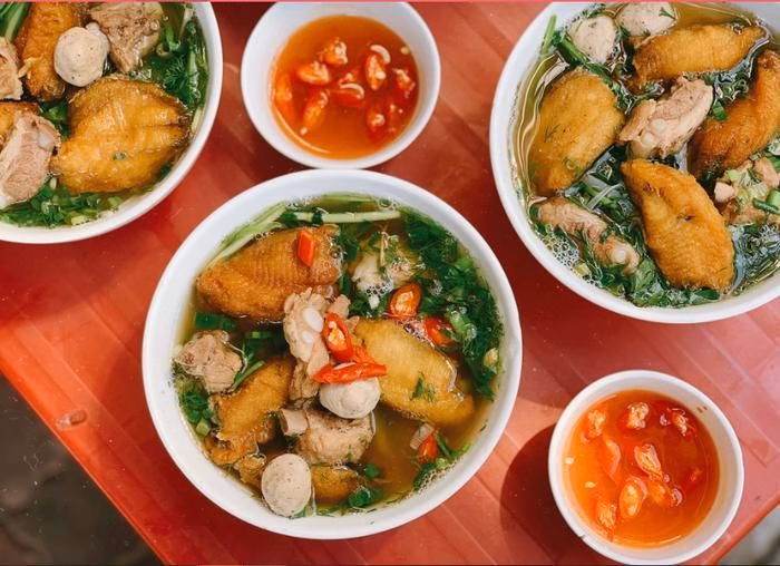 C&aacute; r&ocirc; đồng chuẩn bị trước khi luộc