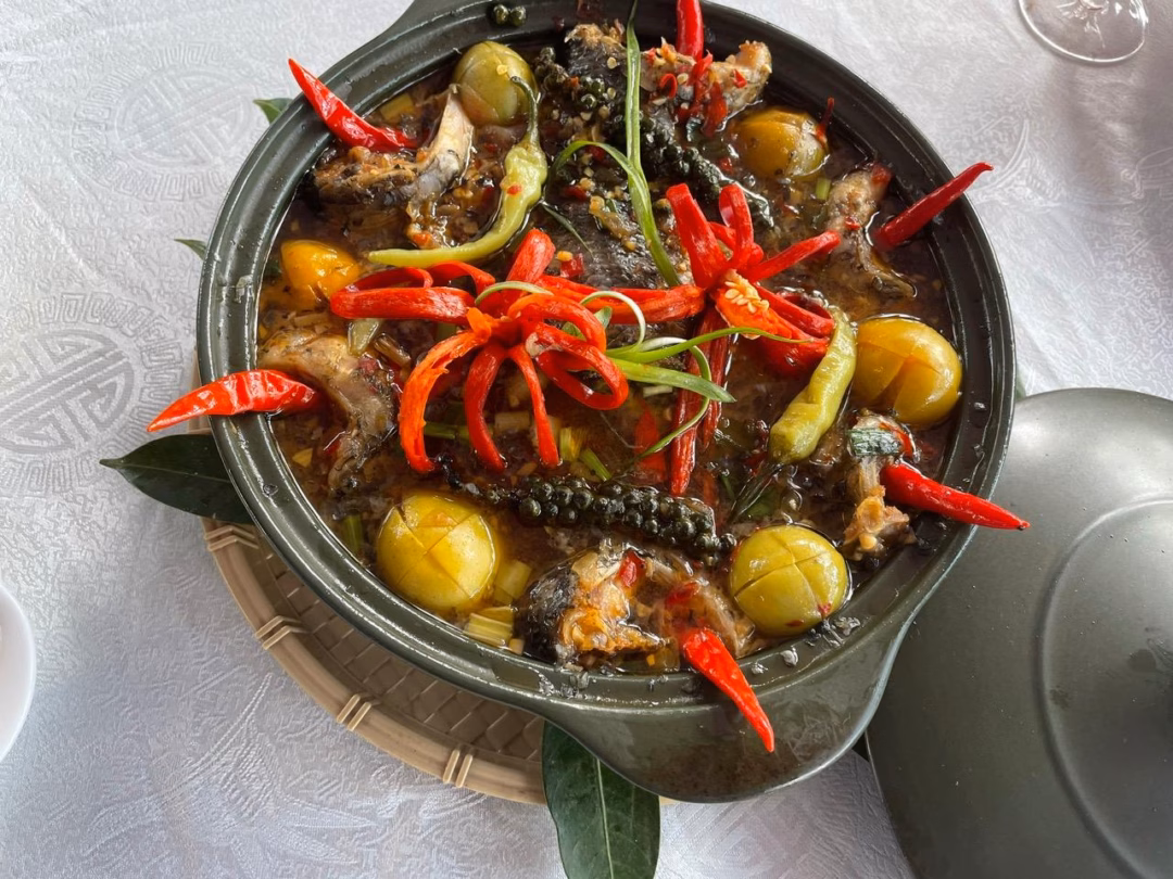 C&aacute; r&ocirc; kho tr&aacute;i thanh tr&agrave; &ndash; m&oacute;n ăn đặc trưng miền T&acirc;y