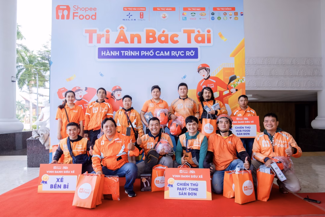 C&aacute;c đối t&aacute;c thương hiệu tại sự kiện Tri &acirc;n b&aacute;c t&agrave;i