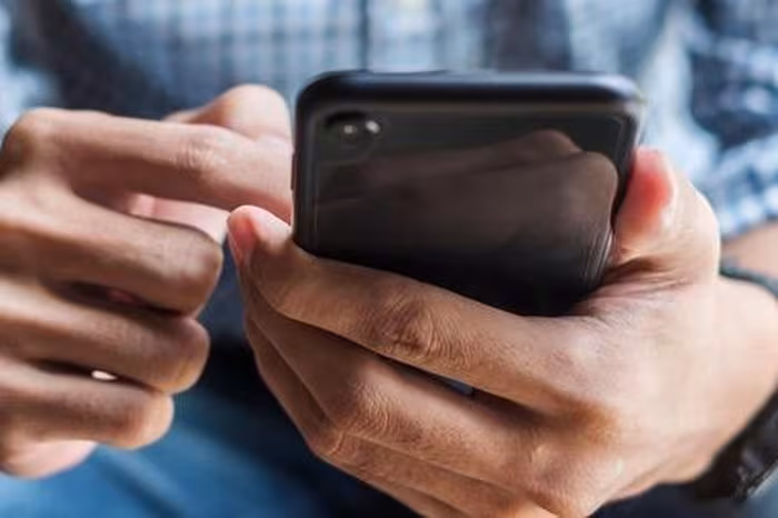 Cảnh báo: Khi tài khoản ngân hàng biến thành 0 – Câu chuyện của Ross tại Heritage Bank