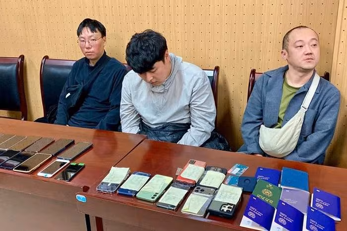 Cảnh báo: Người nước ngoài thuê biệt thự cao cấp để thực hiện lừa đảo mạng tại Hà Nội