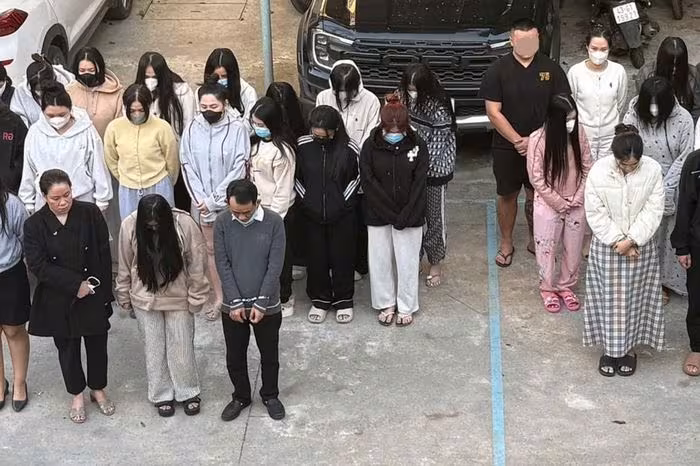 Cảnh sát Đà Nẵng phá spa mại dâm Mường Thanh, Samdi – 40 bị bắt