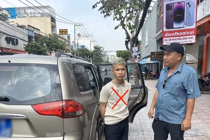 Cảnh sát Nghệ An bắt giữ Nguyễn Văn Hưng – kẻ cướp điện thoại tại TP.HCM