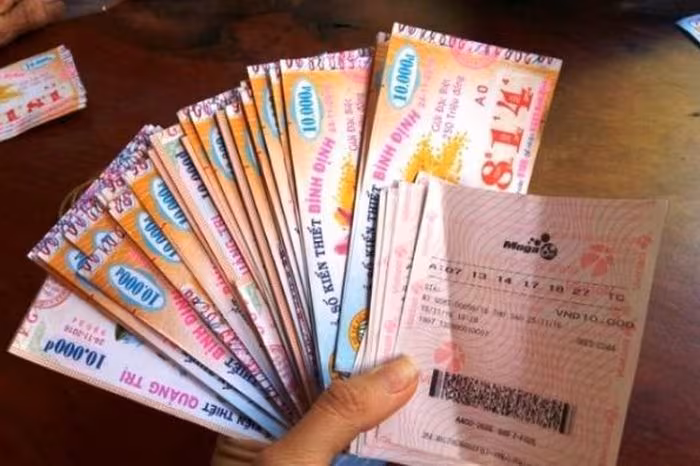 Câu chuyện bi kịch của người trúng 42 vé số độc đắc: Từ cửu vạn nghèo tới phá sản 17 tỷ