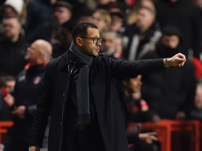 Chiến thuật 3‑2‑2‑3 của Rosenior: Chelsea đập tan Charlton 5‑1 tại FA Cup