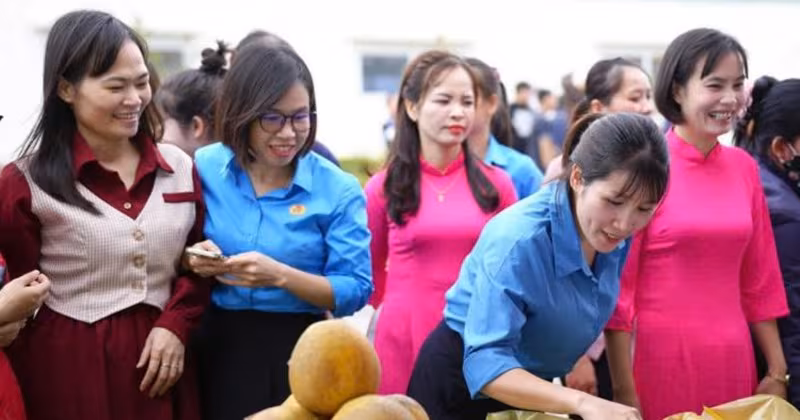 Công đoàn Ninh Bình trao 18.000 suất quà Tết, mở “Tết Sum vầy” 2026