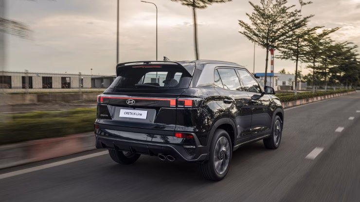 Creta: Hyundai gầm cao h&uacute;t kh&iacute; tự nhi&ecirc;n &ldquo;lộ tẩy&rdquo; đường đ&egrave;o Việt Nam - 6