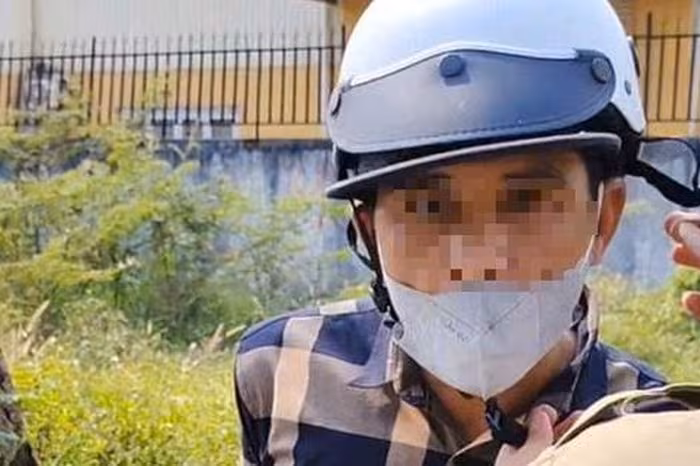 CSGT Tây Bắc phát hiện người đàn ông dương tính ma túy trên đường Võ Văn Bích