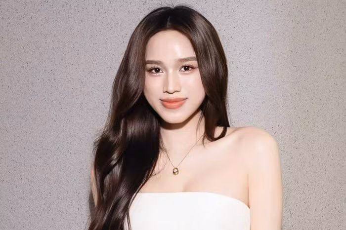 Đỗ Thị Hà khoe đồng hồ Rolex Datejust kim cương trị giá hơn 500 triệu đồng – Tinh tế vượt thời gian