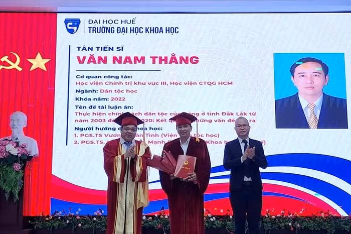 Gần 200 tân tiến sĩ, thạc sĩ ĐH Khoa học Huế tốt nghiệp 2025 – Thống kê chi tiết
