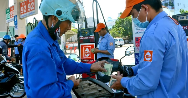 Giá xăng giảm lần thứ 5: Cập nhật mức giá mới và tác động thị trường