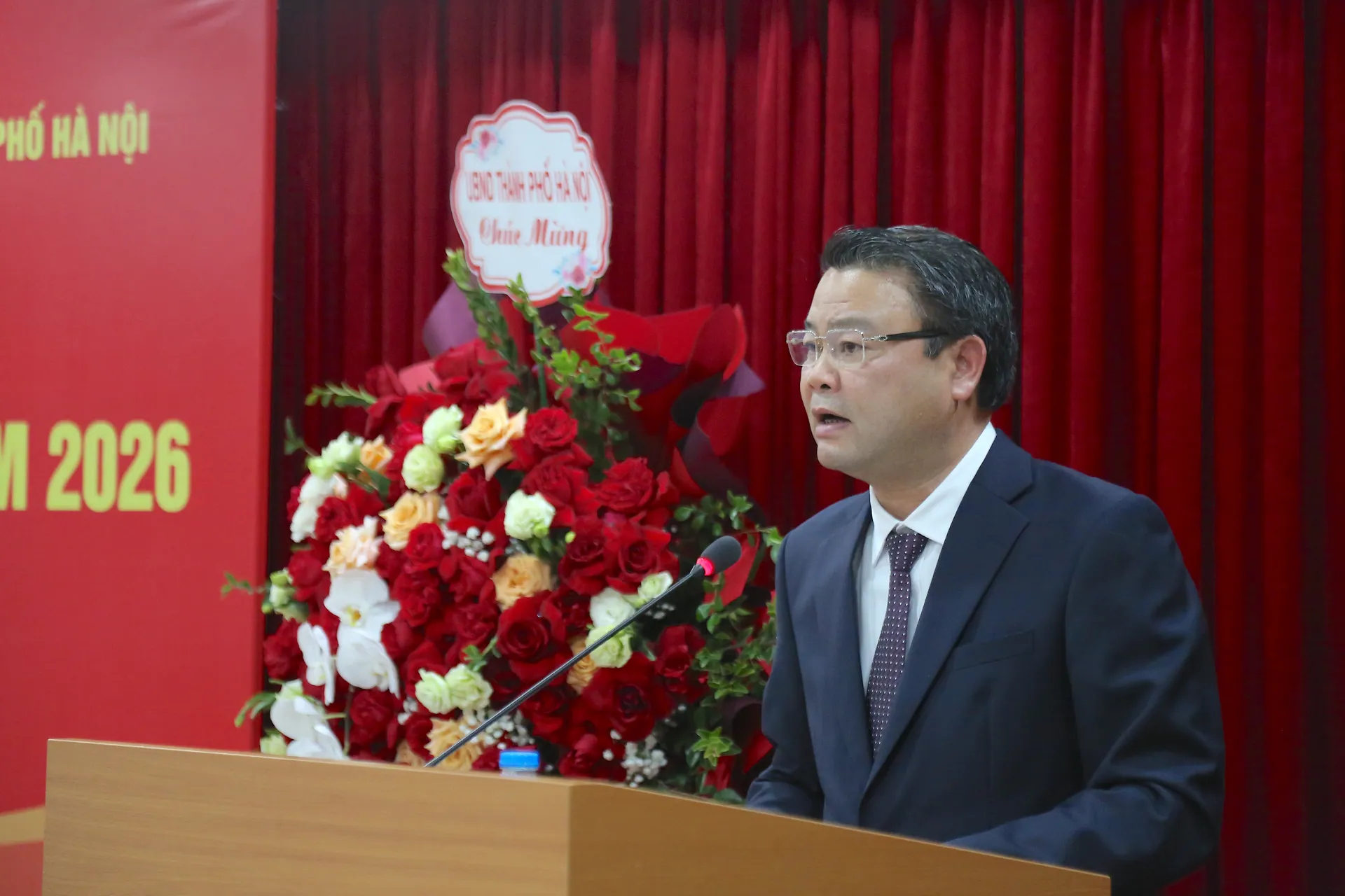 Gi&aacute;m đốc Ban QLDA Vũ Mạnh Tuấn nhận chỉ đạo