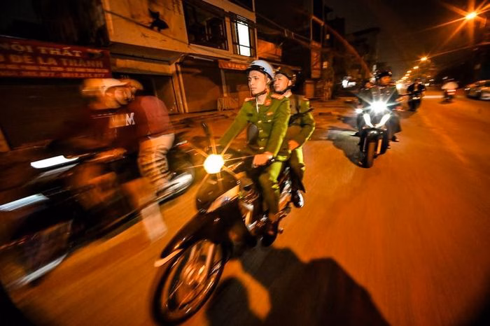 M&agrave;n h&igrave;nh gi&aacute;m s&aacute;t GPS của c&ocirc;ng an