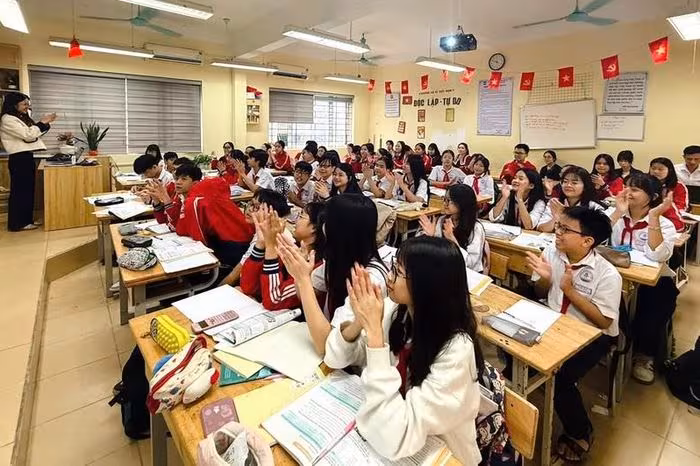 Giáo dục phổ thông 2 giai đoạn: Trung học phổ thông & Trung học nghề – Đề xuất mới 2026