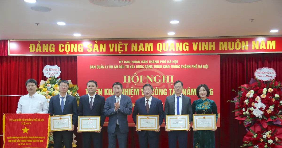 Hà Nội đẩy nhanh 7 dự án giao thông trọng điểm, giải ngân 97,7%
