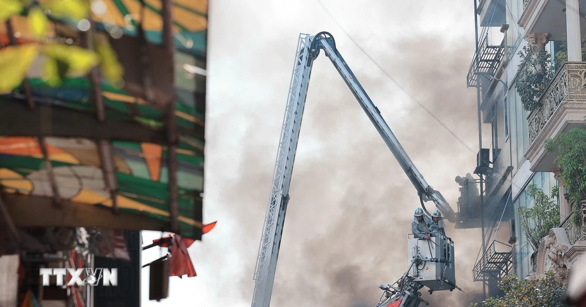 Hà Nội thăm hỏi & hỗ trợ gia đình nạn nhân cháy nhà Hà Đông