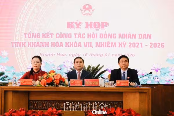 HĐND Khánh Hòa thông qua 10 nghị quyết chiến lược, đẩy mạnh tăng trưởng hai con số