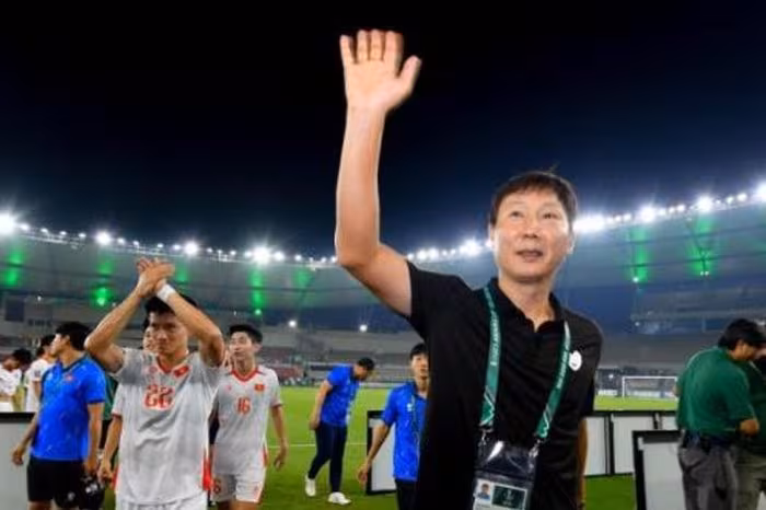 HLV Kim Sang-sik: Tổ chức chặt chẽ – chìa khóa U23 Việt Nam thắng UAE