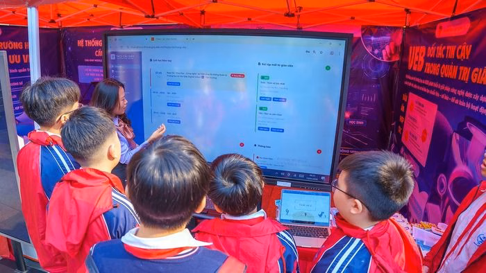 Hoạt động STEM, AI, Robotics tại THCS Cầu Giấy