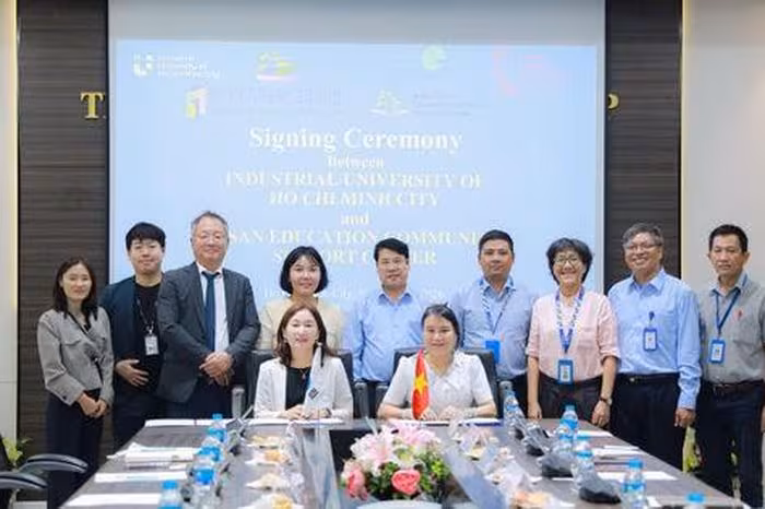 IUH ký thỏa thuận hợp tác giáo dục với Trung tâm Iksan (Hàn Quốc) mở rộng cơ hội quốc tế
