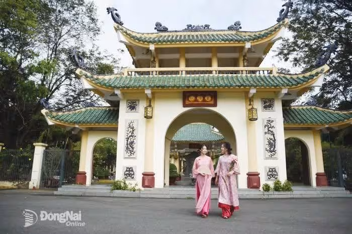 Khám phá áo dài Tết 2026 tại Biên Hòa – 10 địa điểm chụp ảnh lý tưởng