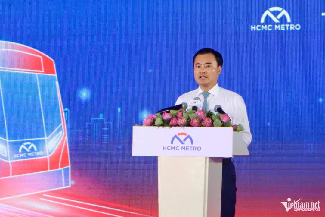 Ph&oacute; Chủ tịch B&ugrave;i Xu&acirc;n Cường ph&aacute;t biểu tại lễ khởi c&ocirc;ng Metro