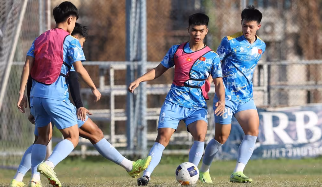 Lê Phát bật mí bí quyết từ HLV Kim Sang-sik tại U23 Việt Nam