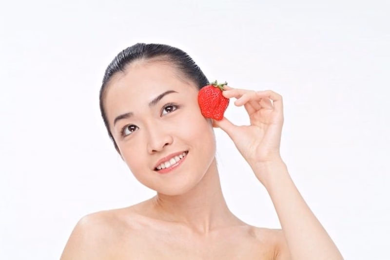 Mặt nạ d&acirc;u t&acirc;y gi&uacute;p l&agrave;m sạch s&acirc;u v&agrave; c&acirc;n bằng độ ẩm