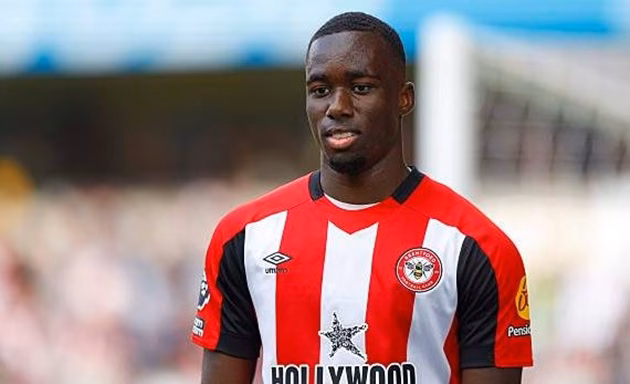 Michael Kayode g&acirc;y ấn tượng tại Brentford