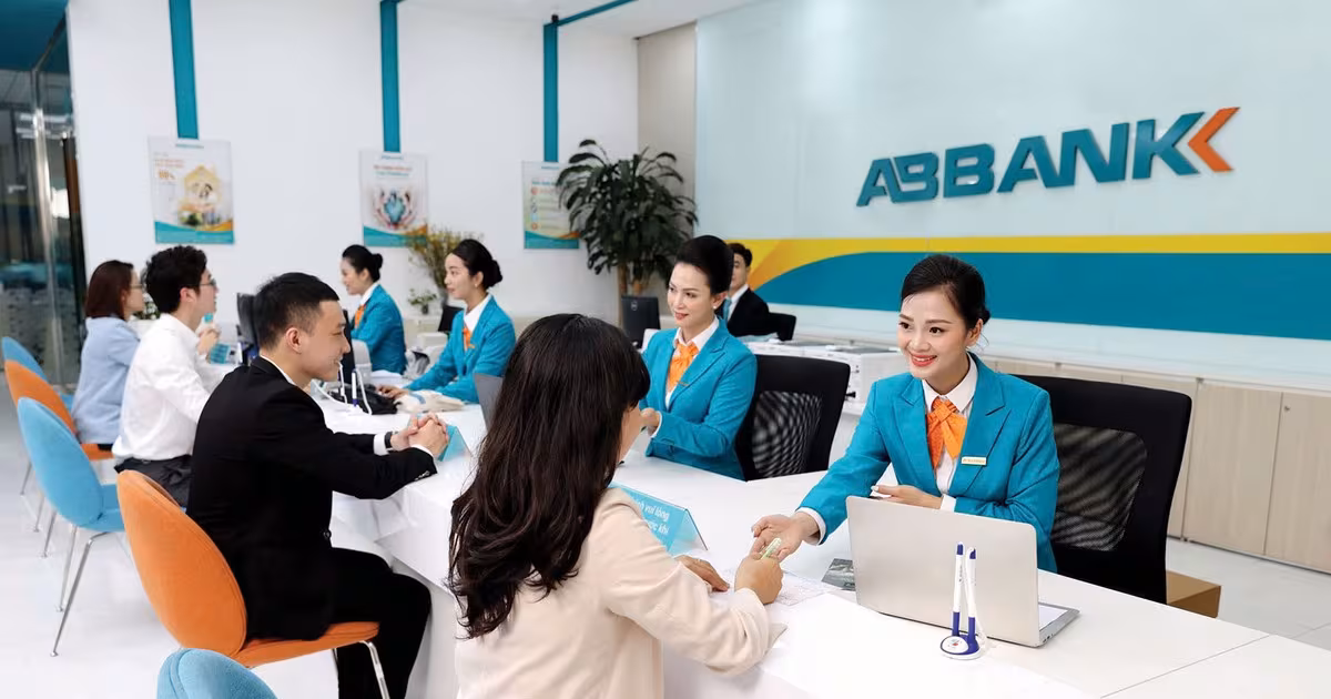 Ngân hàng nhỏ bứt phá lợi nhuận 2025: ABBank, KienlongBank và các đối thủ vượt chỉ tiêu