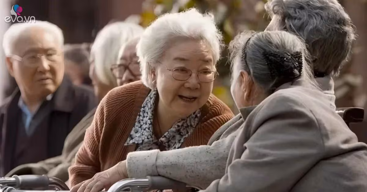 Người già phụ thuộc con cái: Thực tế đáng thương trong viện dưỡng lão