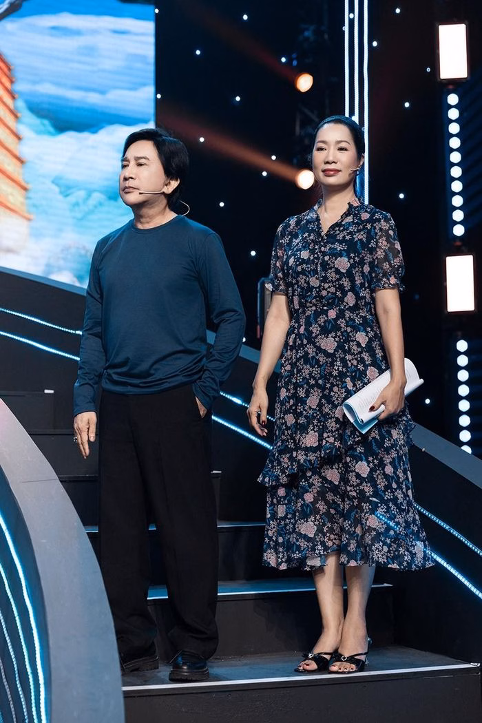 NSND Trịnh Kim Chi v&agrave; NSƯT Kim Tử Long trong vai Thi&ecirc;n Hậu v&agrave; Ngọc Ho&agrave;ng