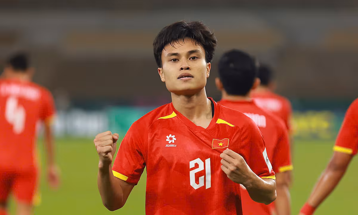 Phạm Minh Phúc phá dớp áo số 21, đưa Việt Nam vào bán kết U23 châu Á 2026