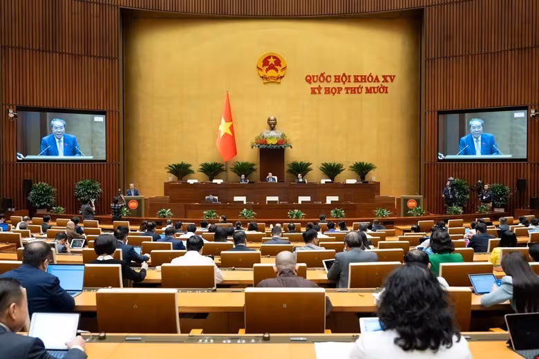 Quốc hội giám sát toàn diện: Kinh tế, ngân sách, đầu tư công và bảo vệ môi trường