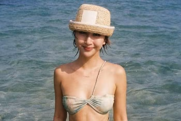 Quỳnh Anh Shyn rực rỡ tại Phú Quốc: Bí quyết vòng eo săn chắc và phong cách bikini sáng màu