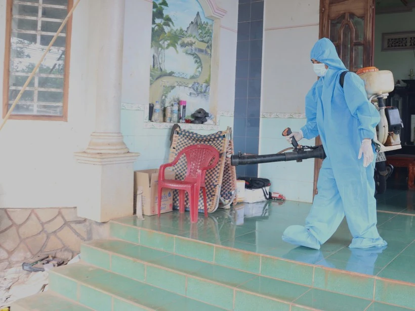 Sốt xuất huyết và tay chân miệng gia tăng: Địa phương ghi nhận ca nặng, cách phòng ngừa hiệu quả