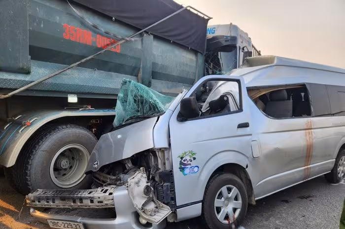 Tai nạn nghiêm trọng trên cao tốc Mai Sơn QL45: 4 người chết, 6 bị thương, tài xế bị khởi tố