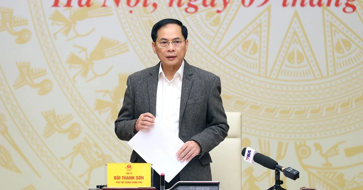 Tăng cường chống buôn lậu và hàng giả: Cần chế tài mạnh hơn