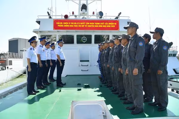 Tàu KN-373 sẵn sàng lên đường chống khai thác IUU dịp Tết Bính Ngọ 2026