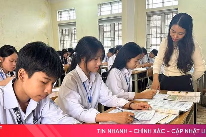 Thăng hạng CDNN cho giáo viên Hà Tĩnh: Cơ hội, thách thức và giải pháp