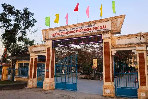 Thanh tra Huế thu hồi 96 tỷ do vi phạm tài chính tại THPT