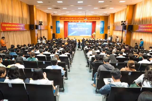 Thuế kê khai 2026: Giải pháp cho hộ kinh doanh vượt 500 triệu đồng