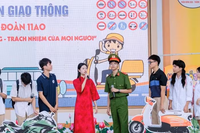 Tuyên truyền pháp luật: Kiến tạo môi trường học đường an toàn