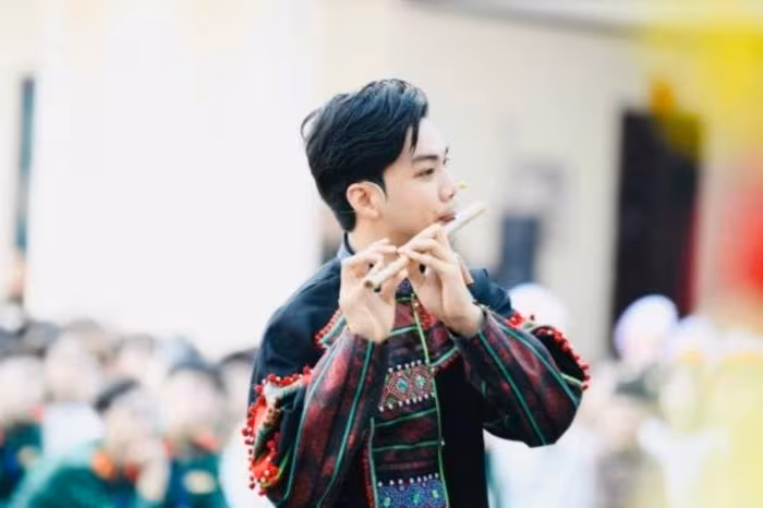 Vũ Đức Toản – Sinh viên truyền cảm hứng lan tỏa nhạc cụ dân tộc qua TikTok