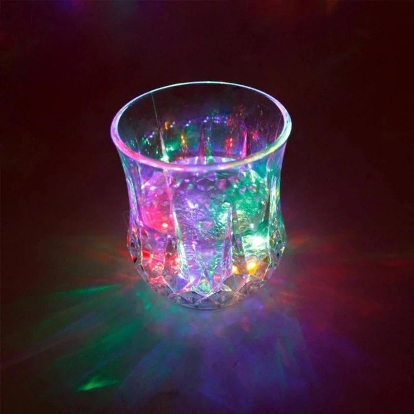 Làm thế nào để chọn ly cốc phát sáng phù hợp cho quán bar hoặc quán cafe của bạn?