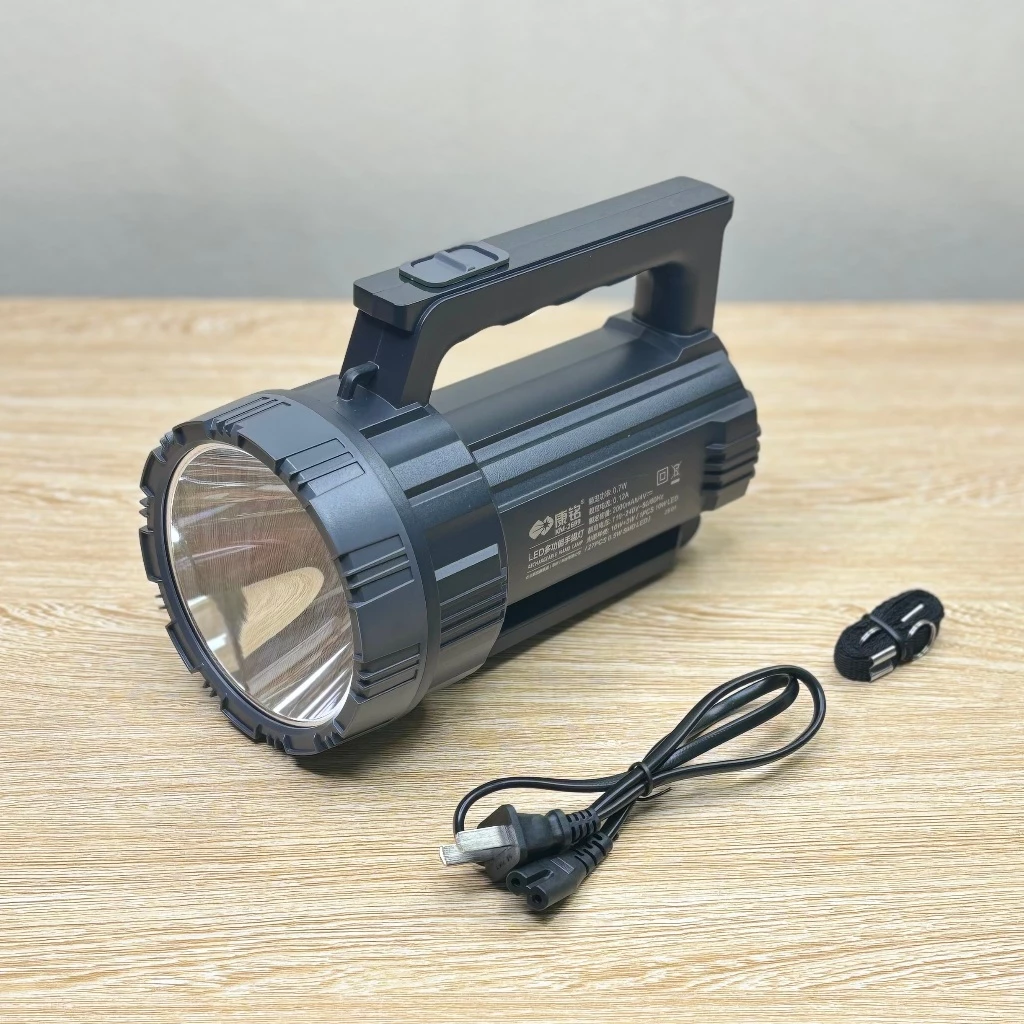 Làm thế nào để chọn đèn pin tích điện phù hợp cho gia đình và những sai lầm thường gặp