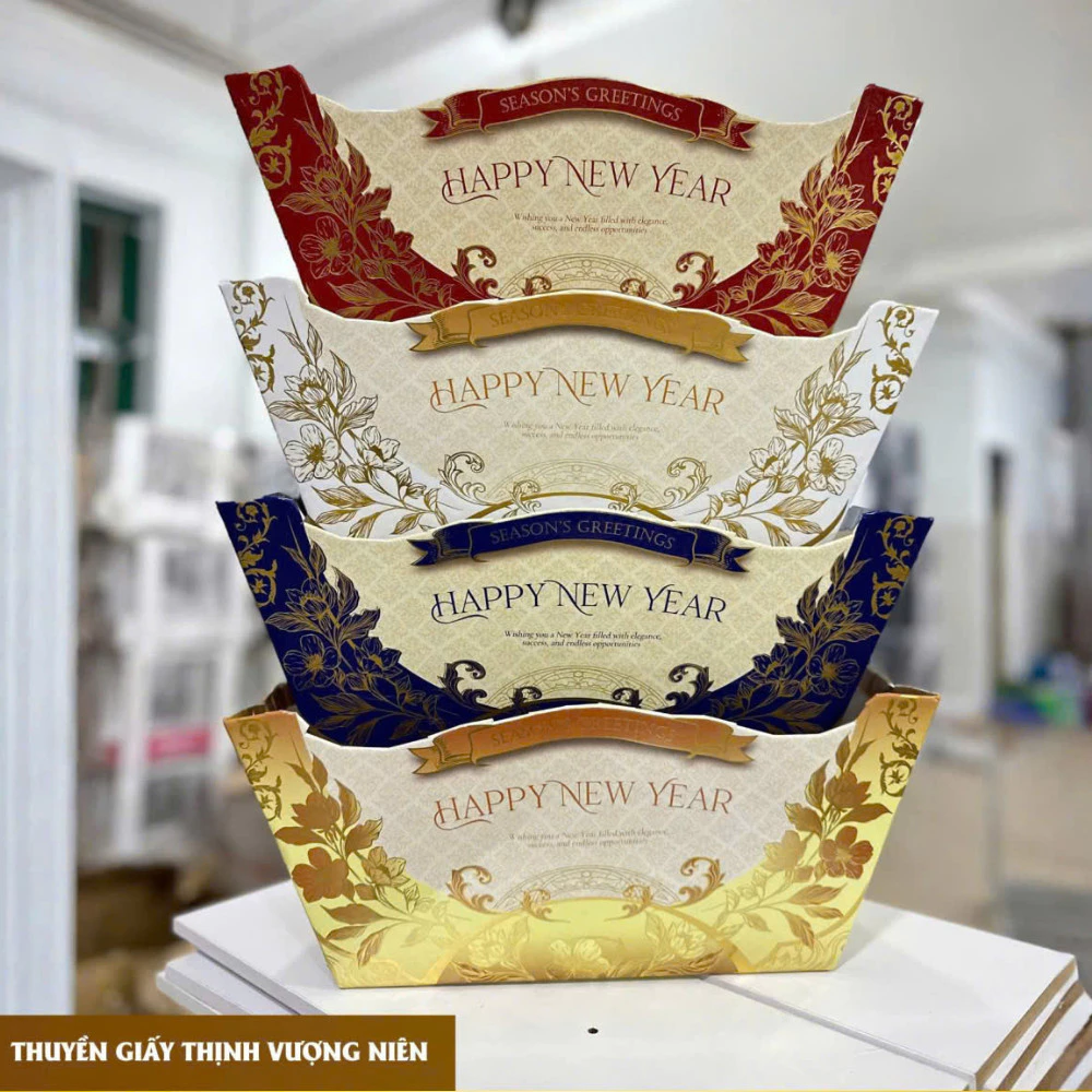 Làm thế nào để chọn khay thuyền trang trí Tết phù hợp với không gian gia đình bạn?