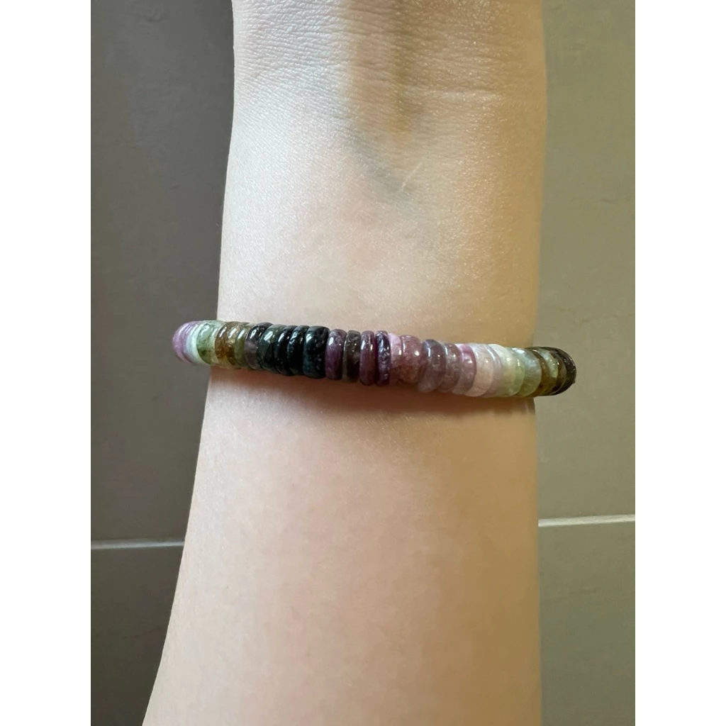 Làm thế nào để chọn vòng tay đá thiên nhiên phù hợp với nhu cầu sức khỏe của bạn?